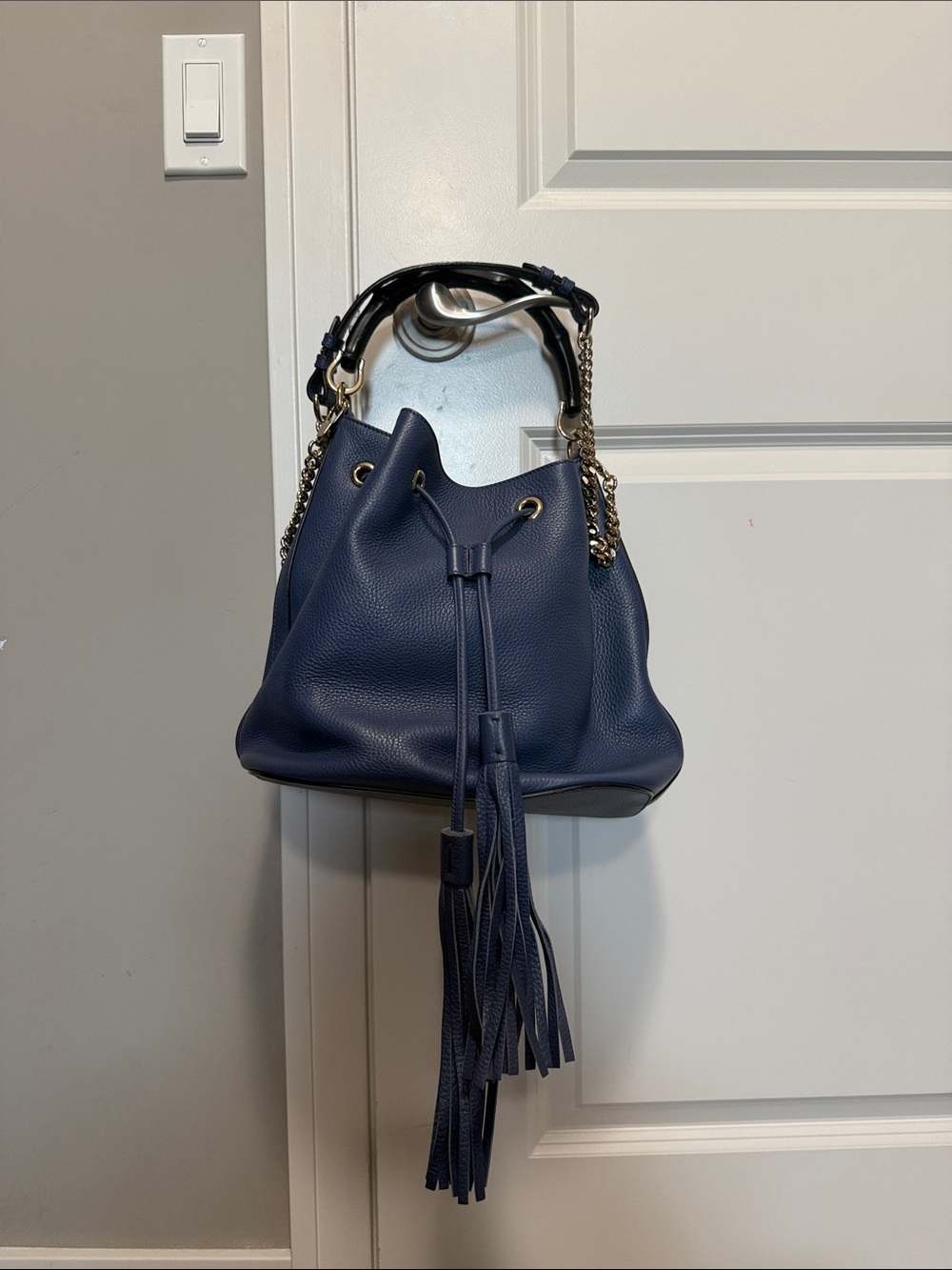 Gucci Navy Blue Leather Soho Chain Strap Tassel Bucket Bag